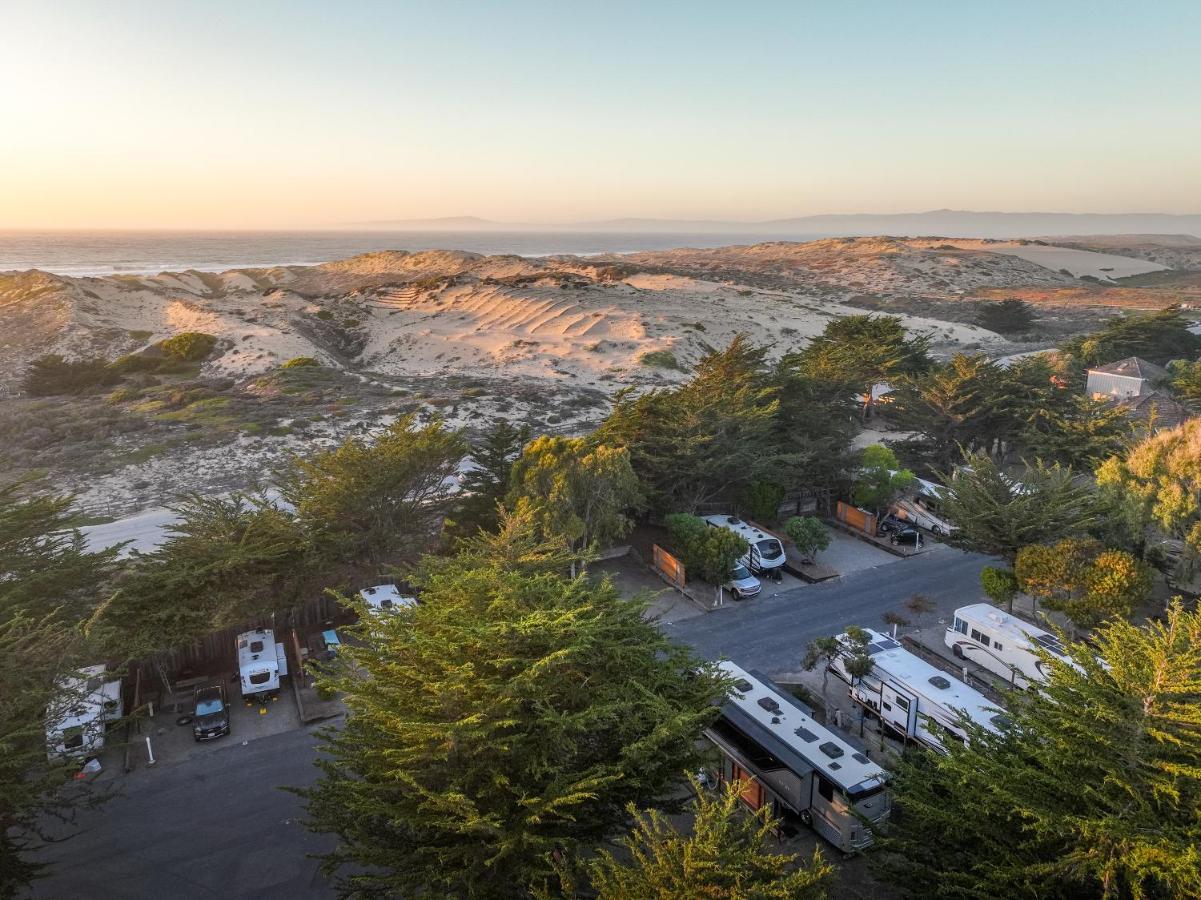Marina Dunes Park Model Exteriér fotografie